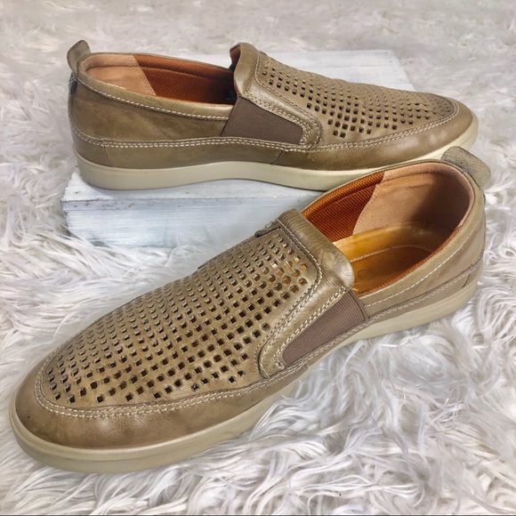 ecco collin perforated slip on